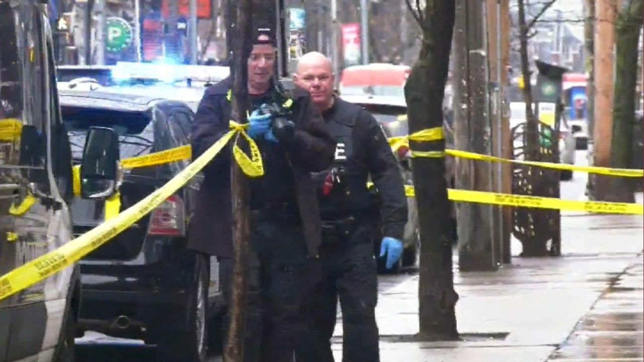 Triple Shootings In Downtown Toronto, 30-Year-Old Man Dead: Police