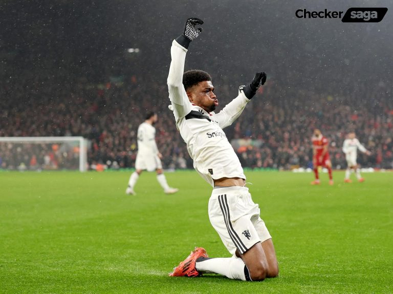 Drama Unfolds at Anfield as Liverpool and Manchester United Share Points in Thrilling 2-2 Draw